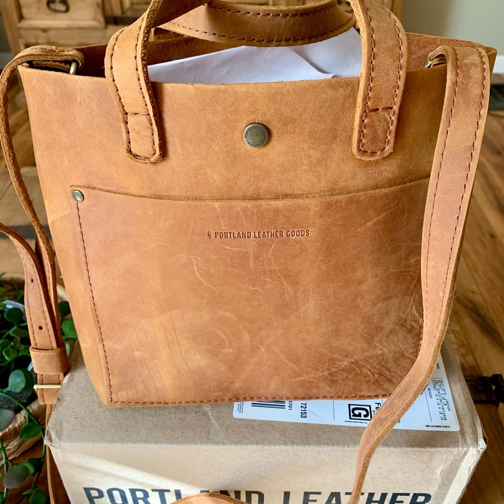 Portland Leather mini crossbody- Wheat New